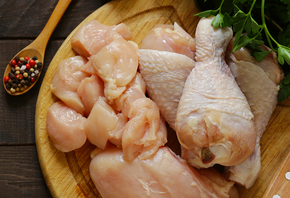 Carnicería Online Castellón, tu tienda online para la compra de productos de carnicería. Productos de carnicería de pollo en Castellón. Pechuga de pollo troceada.